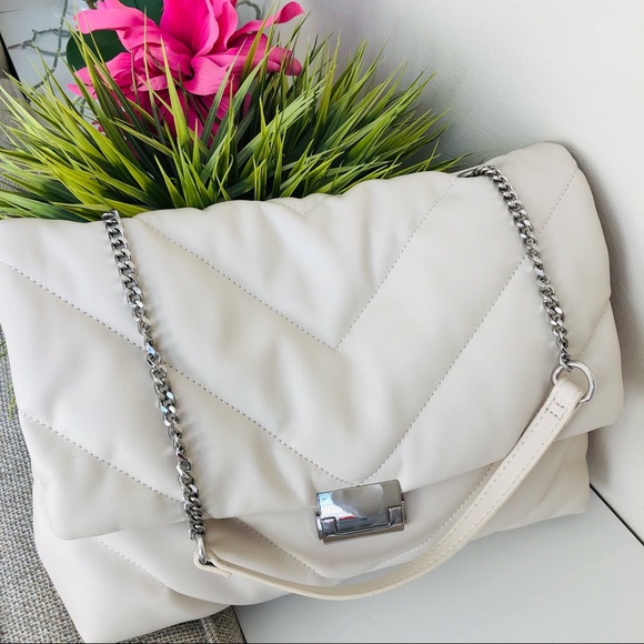 ZARA | Quilted cream bag - Picture 3 of 12